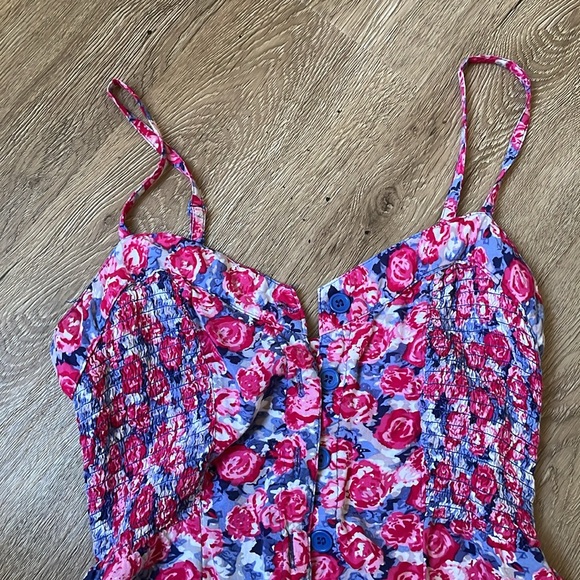 Sweetheart Neck Romper w Pockets and adjustable straps and back rouching - Picture 2 of 6